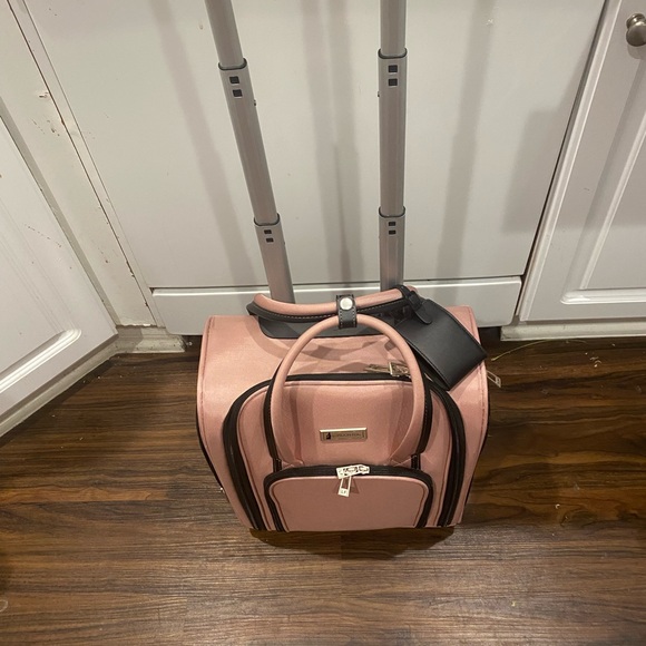 London Fog Bags London Fog Wheeled Underseater Poshmark